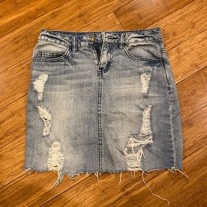 GUC Vero Moda Distressed Denim Skirt